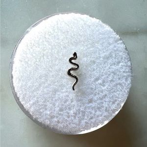 BVLA White Gold Snake Universal Stud